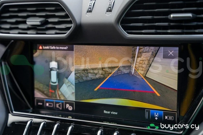 Lamborghini Urus Желтый