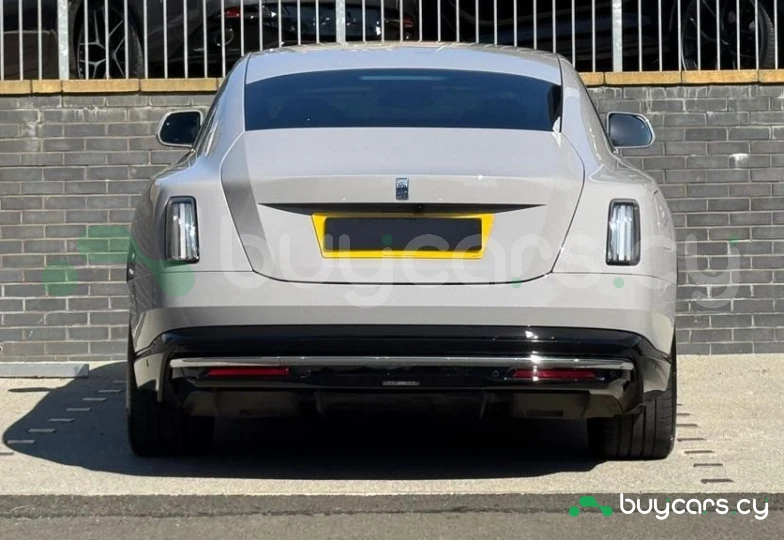 Rolls-Royce Spectre White