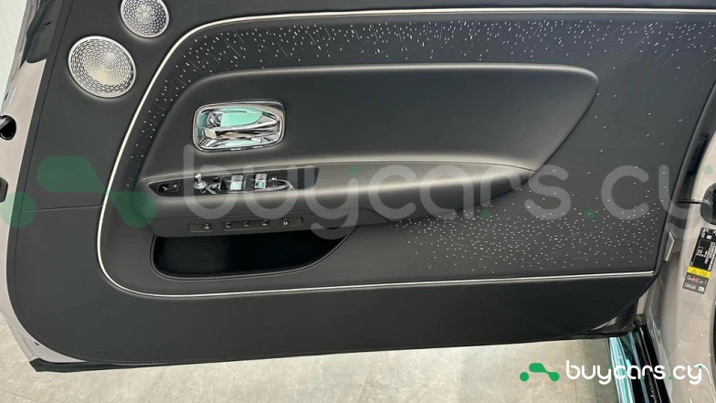 Rolls-Royce Spectre White