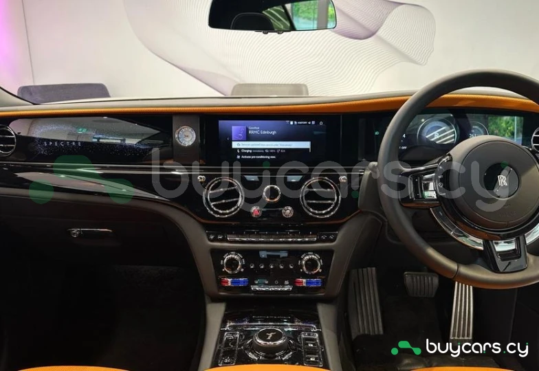 Rolls-Royce Spectre White