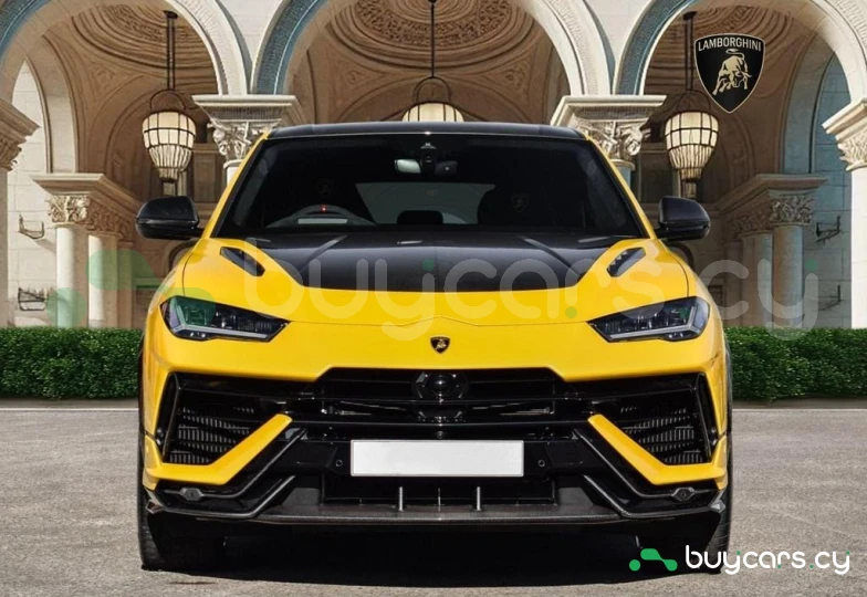 Lamborghini Urus Желтый