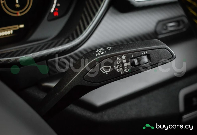 Lamborghini Urus Желтый