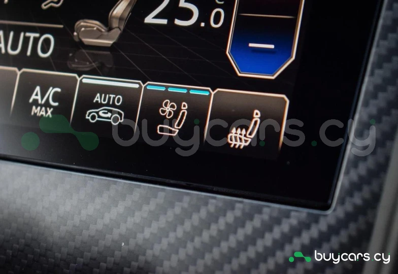 Lamborghini Urus Желтый