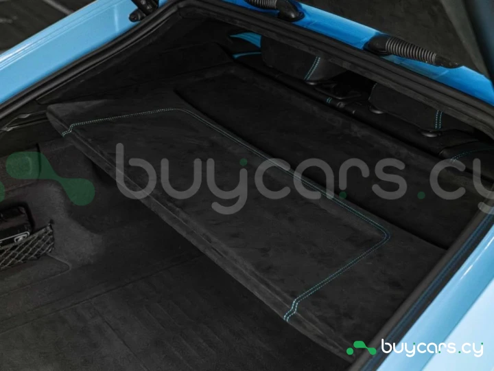 Lamborghini Urus Blue