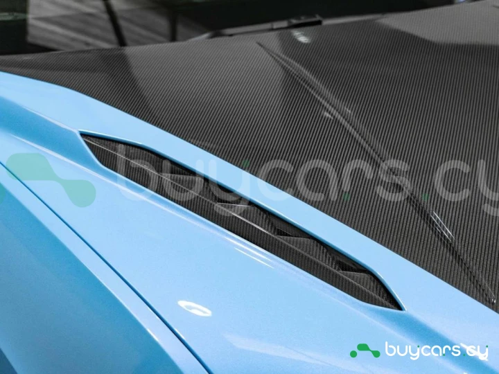 Lamborghini Urus Blue