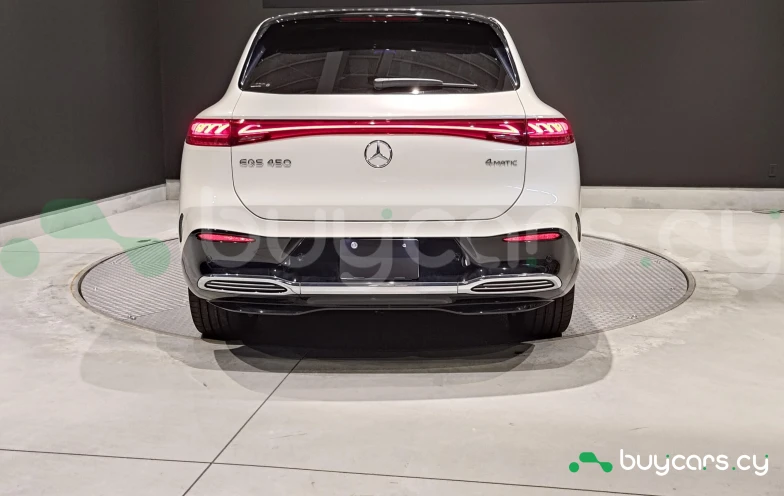 Mercedes EQS SUV White