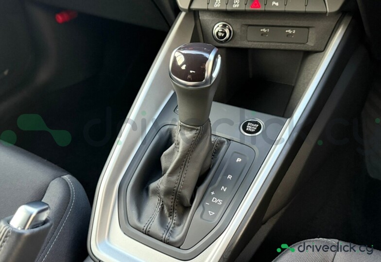 Audi A1 Белый