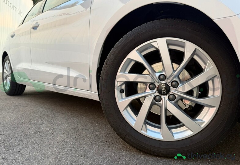 Audi A1 Белый