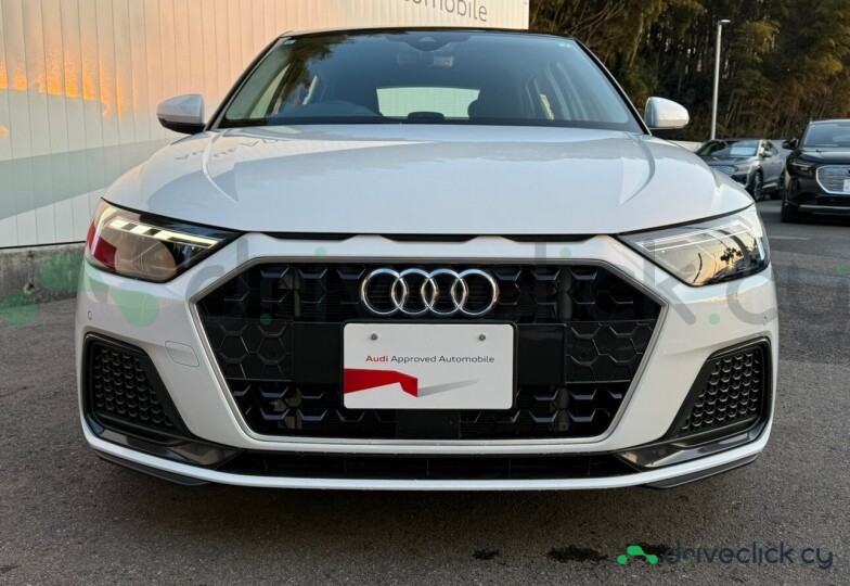 Audi A1 Белый
