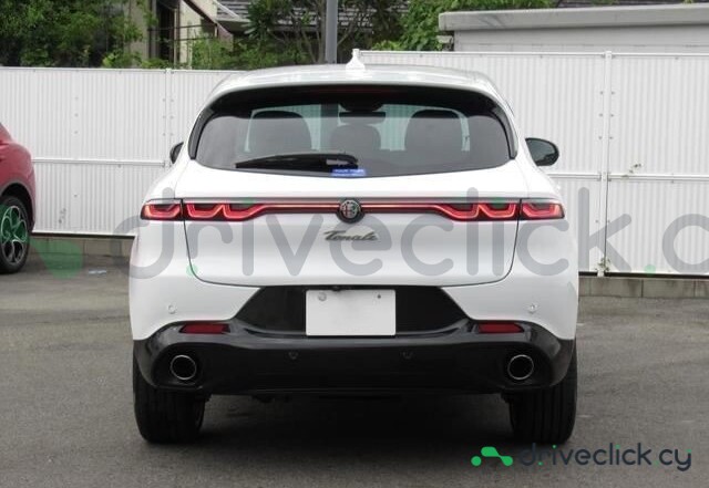 Alfa Romeo Tonale White