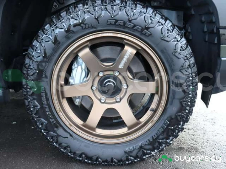 Lexus GX Зеленый