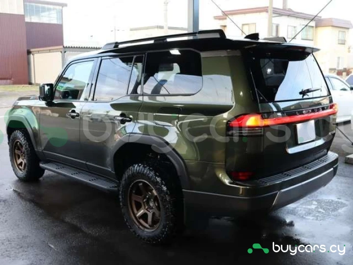 Lexus GX Зеленый