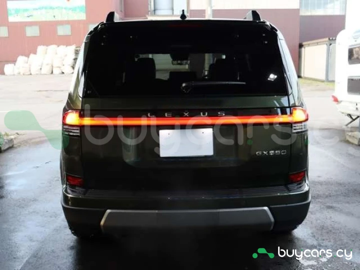 Lexus GX Зеленый