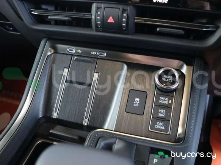 Lexus GX Зеленый