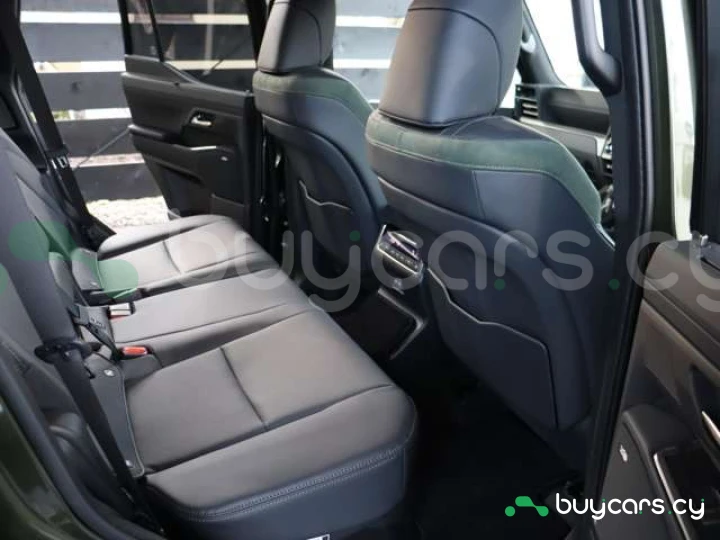 Lexus GX Зеленый