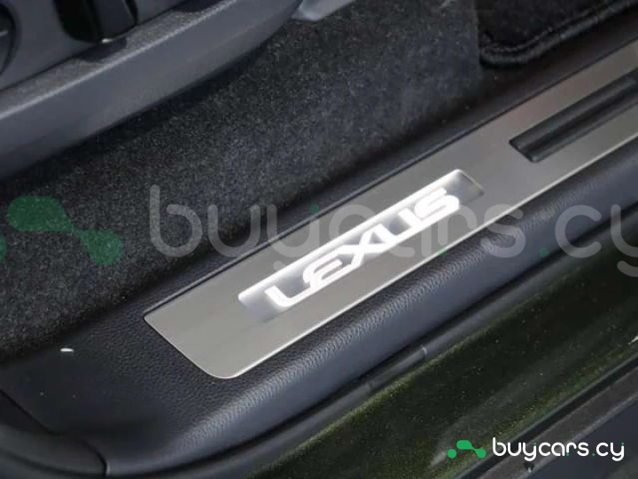 Lexus GX Зеленый