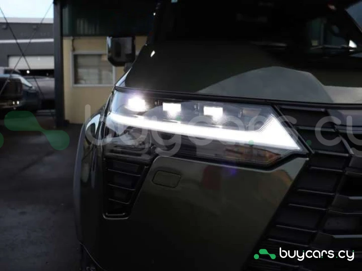 Lexus GX Зеленый