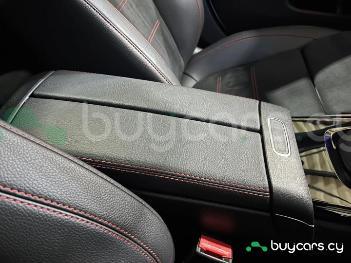 Mercedes CLA-class White