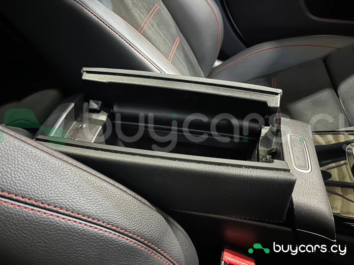 Mercedes CLA-class White