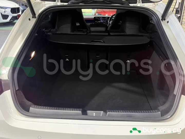 Mercedes CLA-class White