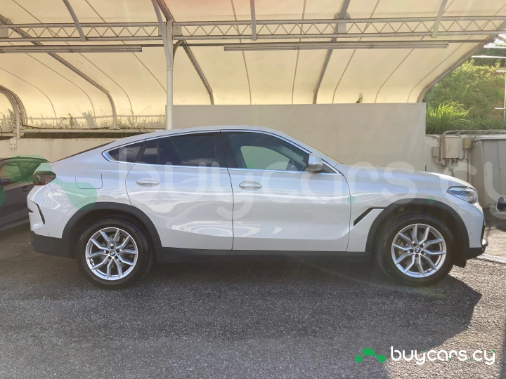 BMW X6 Белый
