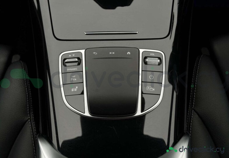 Mercedes EQC Белый