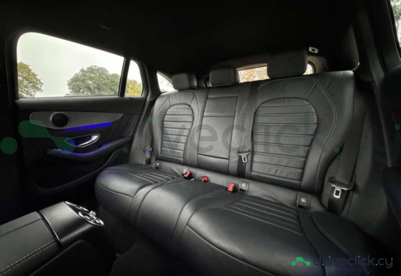 Mercedes EQC Белый
