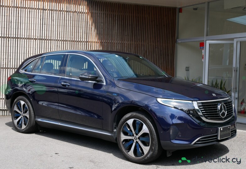 Mercedes EQC Черный