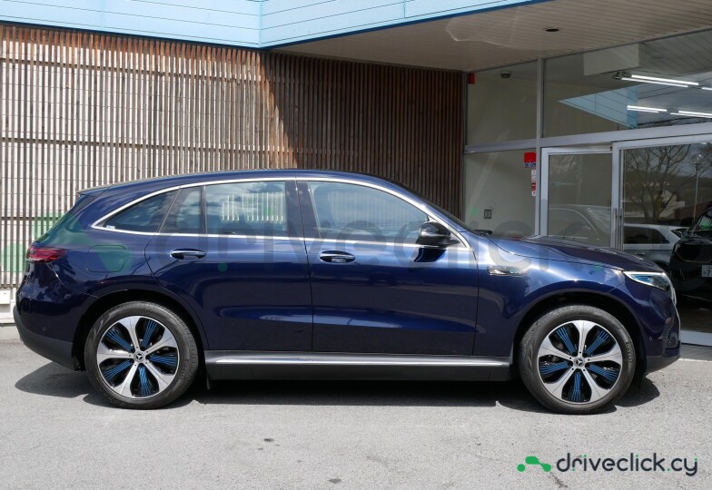 Mercedes EQC Черный