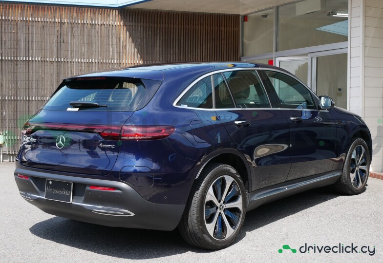 Mercedes EQC Черный