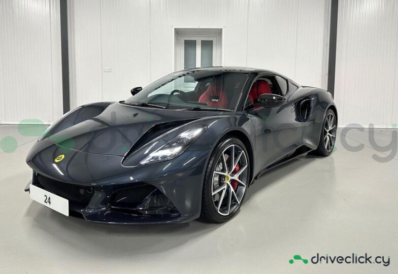 Lotus Emira Черный