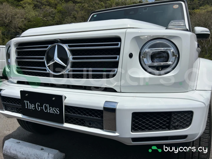 Mercedes G-class Белый