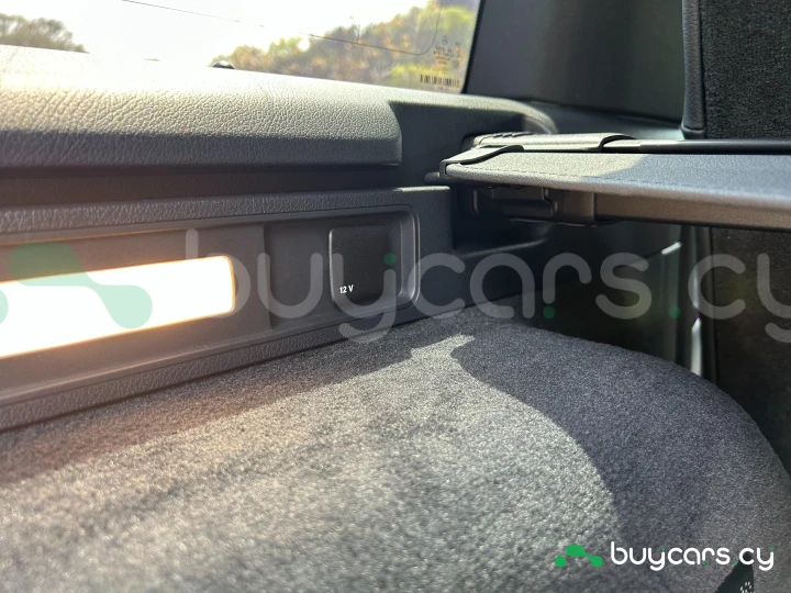 Mercedes G-class Белый