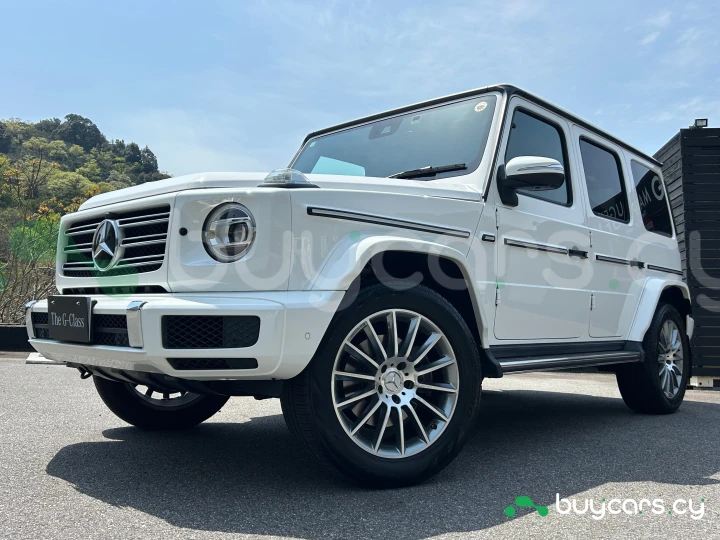 Mercedes G-class Белый