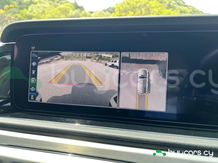 Mercedes G-class Белый