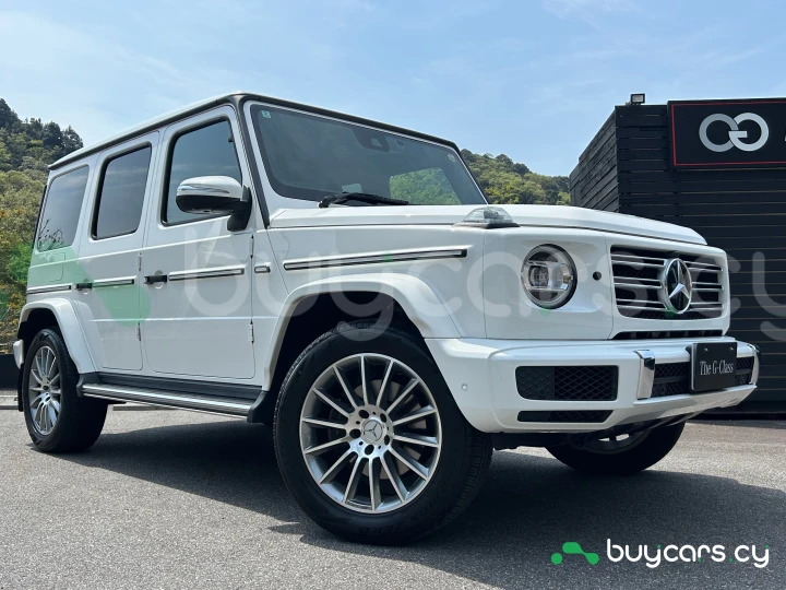 Mercedes G-class Белый