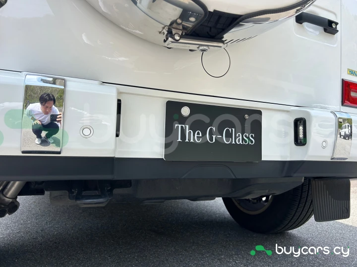 Mercedes G-class Белый