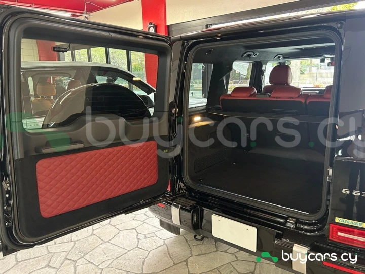 Mercedes G-class Черный