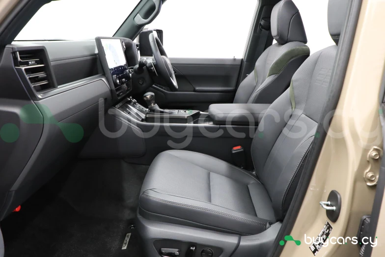 Lexus GX Бежевый