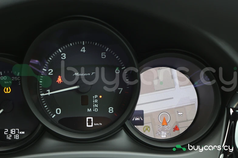 Porsche Macan Белый