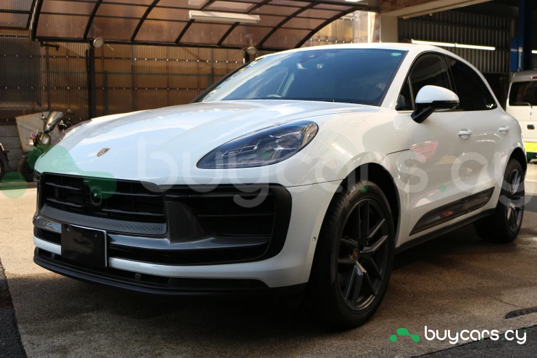 Porsche Macan Белый