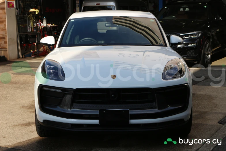 Porsche Macan Белый