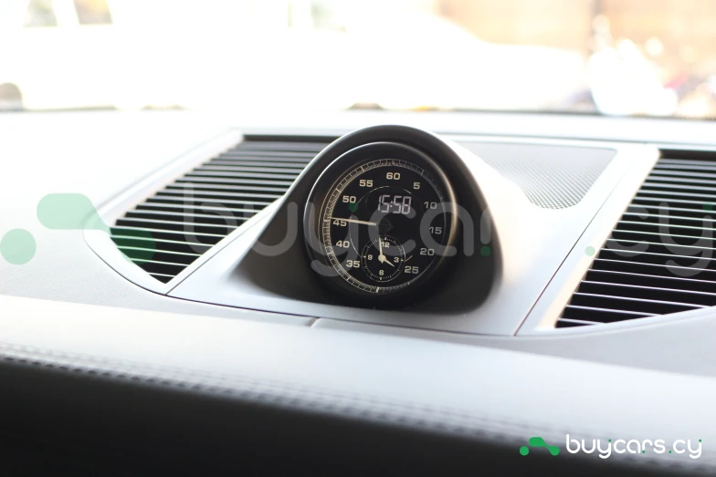 Porsche Macan Белый