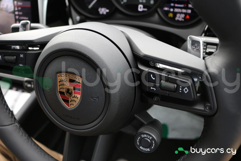 Porsche Macan Белый