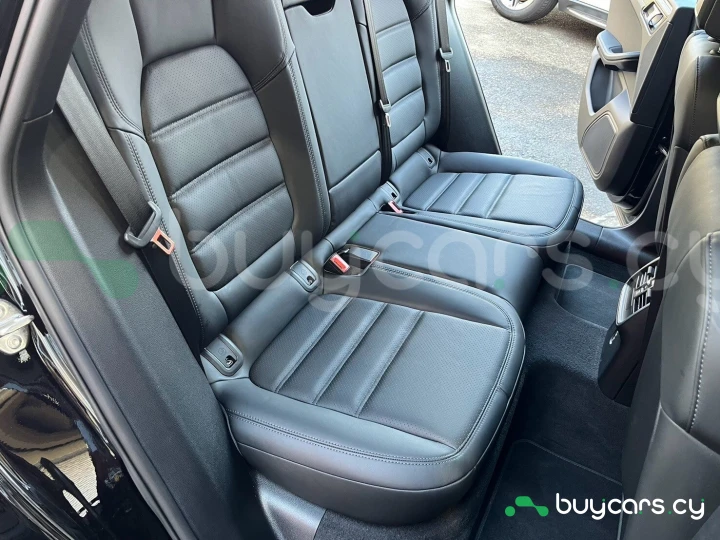 Porsche Macan Черный