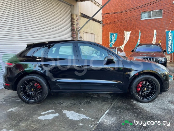 Porsche Macan Черный