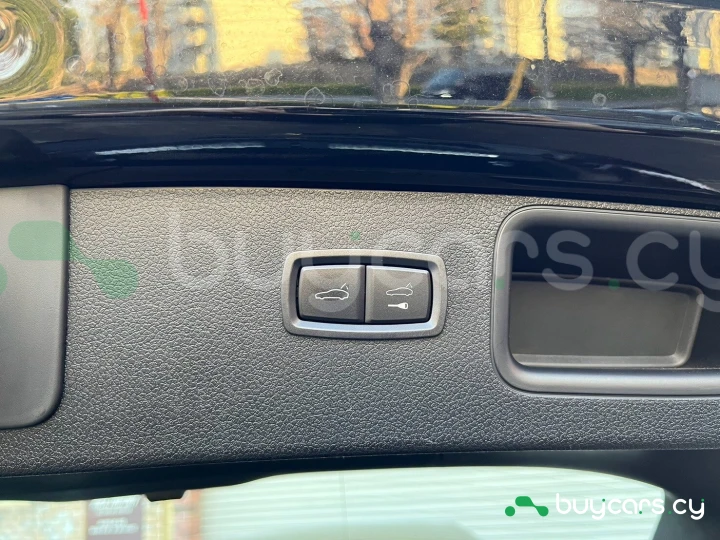 Porsche Macan Черный