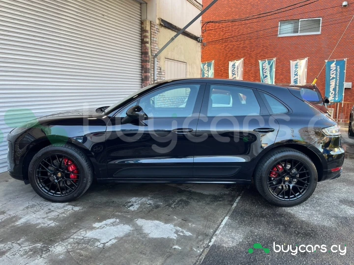 Porsche Macan Черный