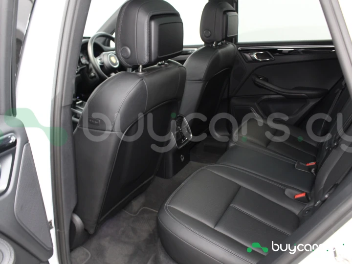 Porsche Macan Белый