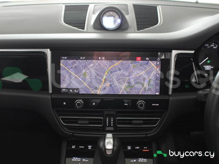 Porsche Macan Белый